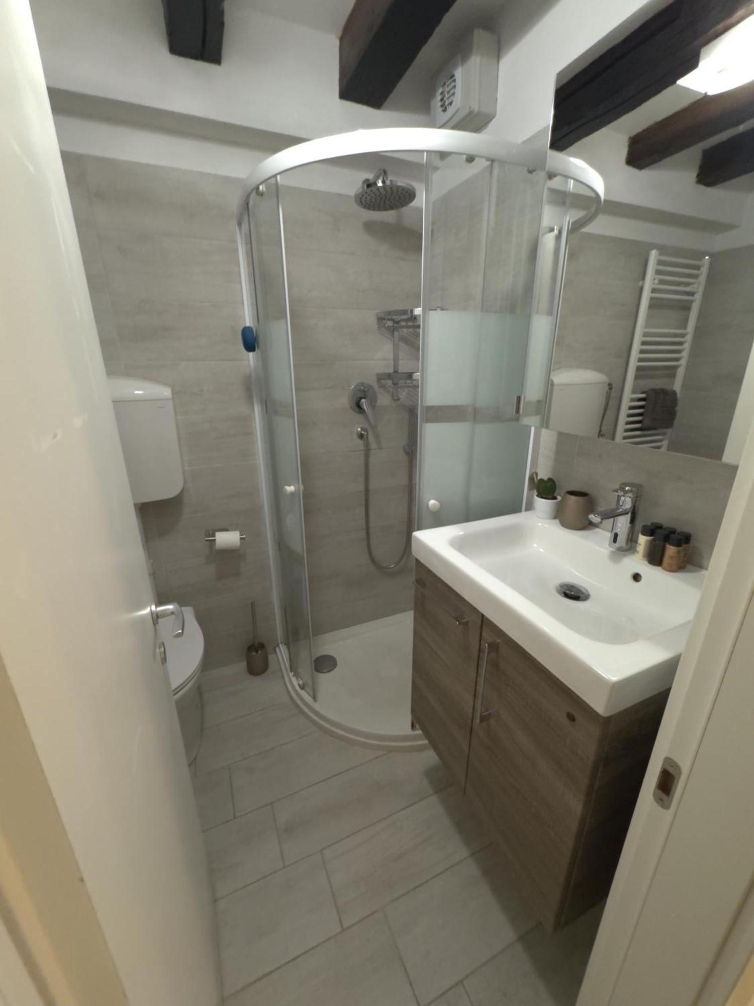 Eden Luxury Suite - Venice Santa Croce Buitenkant foto